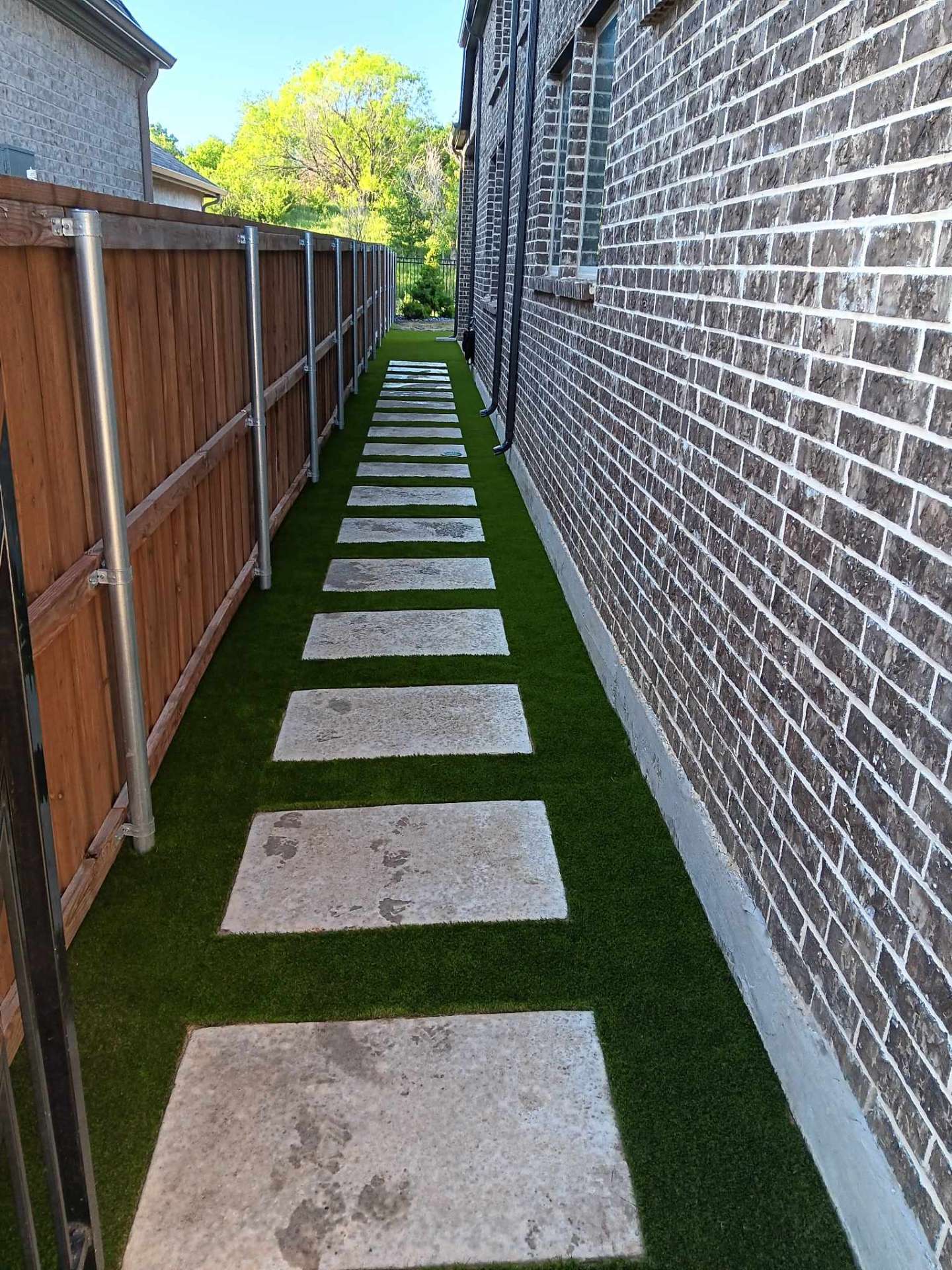 Pet Run Installation